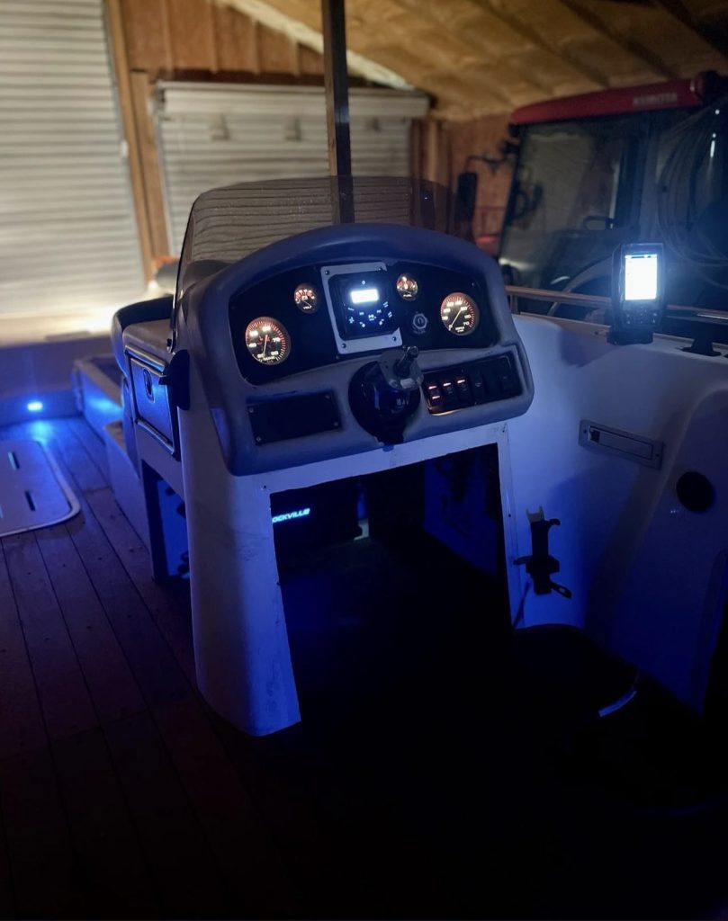 Outboard repair detail